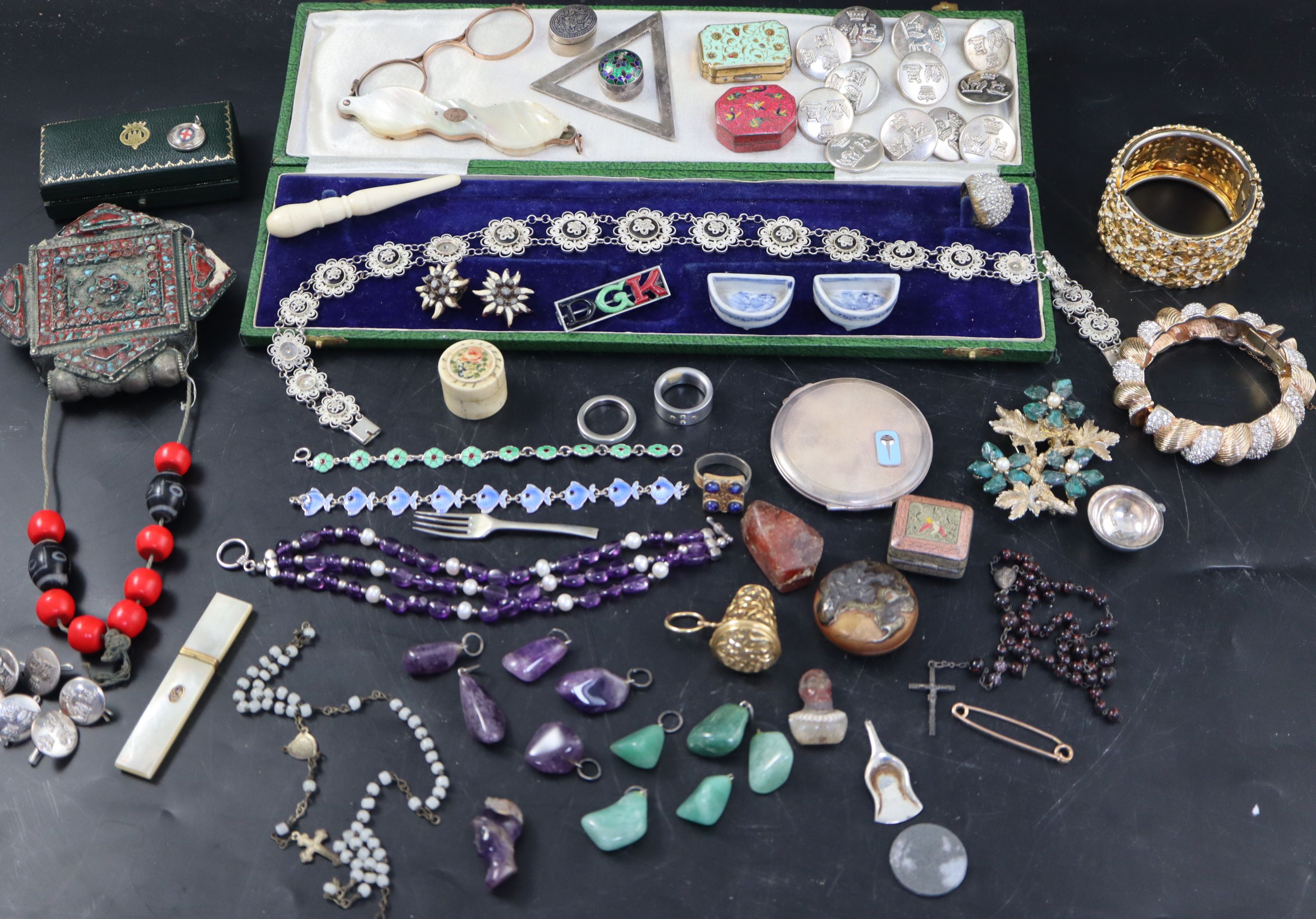A collection of assorted costume jewellery